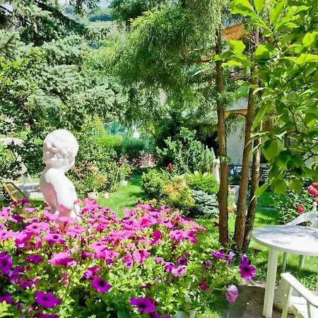 Sabine - Martha Apartment Merano