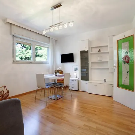 Sabine - Martha Apartment *